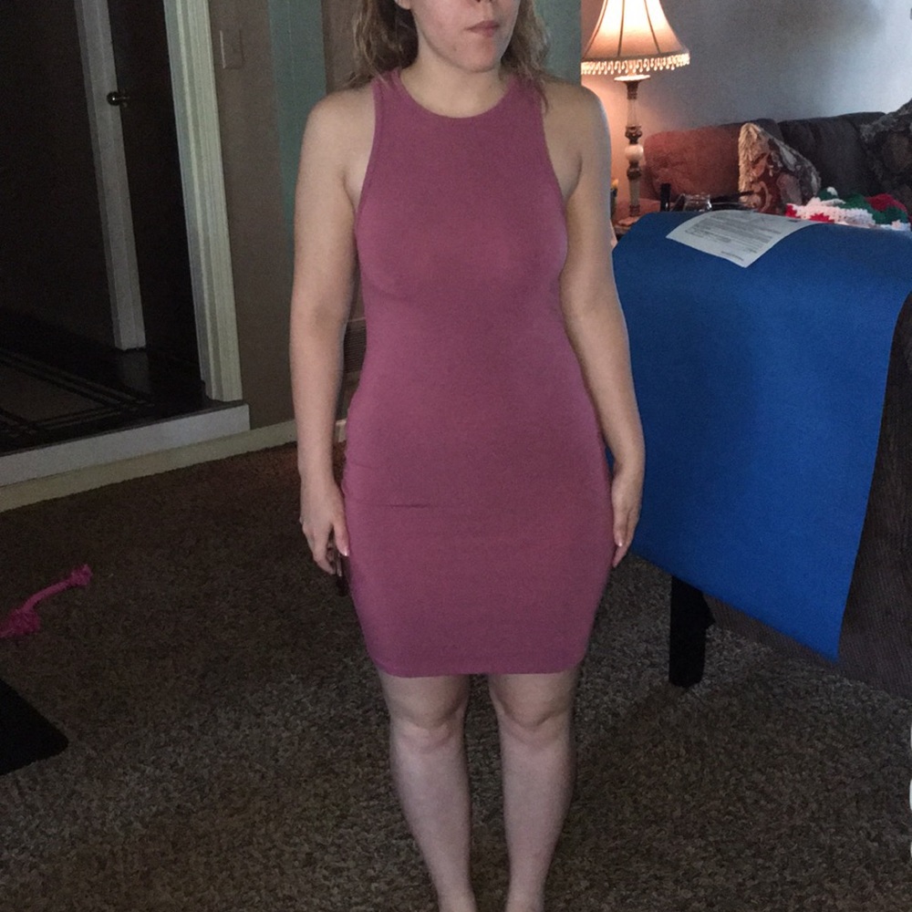 Pink dress. Small. Model:5’1